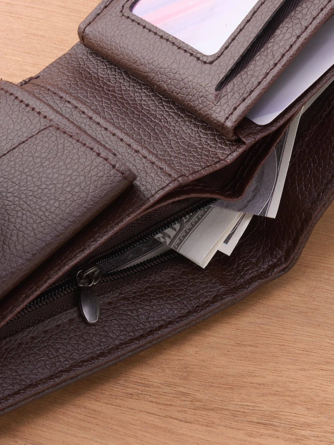 Men’s Leather Slim Wallet with Zipper